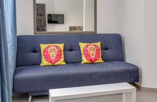 Centro Apartment | Valentina #12 - 2nd Floor, King Bed, Rooftop, Kitchen, Clean