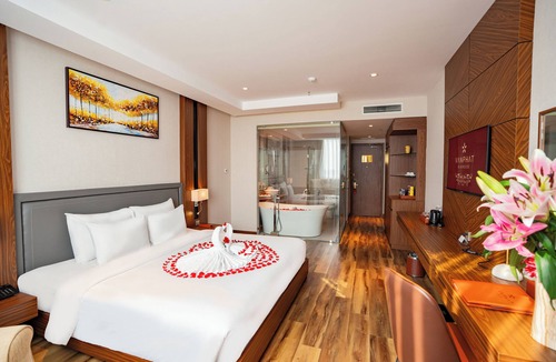 Ninh Kieu Hotel | Van Phat Riverside Hotel
