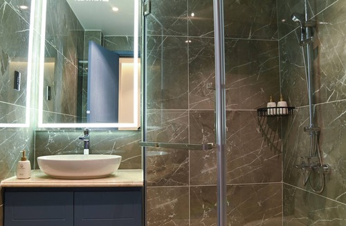 Con Son Hotel | Velar Hotel