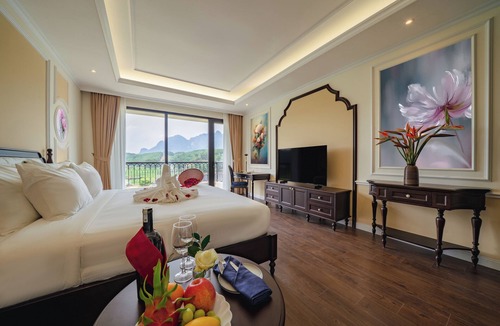 Kim Boi Hotel | Venusgiti Hot Spring Resort & Spa