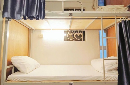 Hang Bac Hostel | Viet Vintage Hostel & Pub