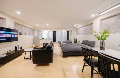 Hoan Kiem Apartment | VietHOME - 202 The Loft for 4 pax