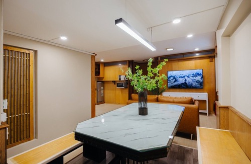 Hang Bai Apartment | VietHOME Phố Huế 501 - The Wood - 2 bedrooms/lift/kitchen