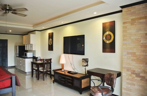 Jomtien Apartment | View Talay 5 Studio Apartment Close to the Beach