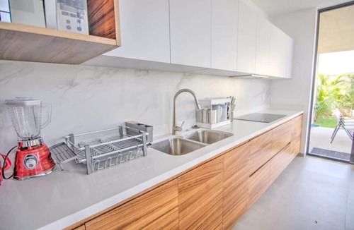 La Cruz de Huanacaxtle House | Villa 12T: Private Pool & Beach Club Access