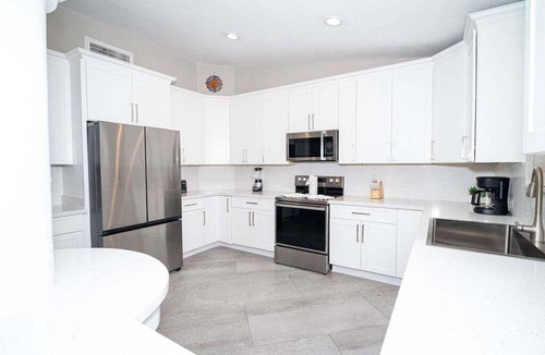 Sandy Beach Villa | Villa 5 – Newly Remodeled Oceanfront Luxury Villa