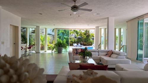 Hornos Insurgentes Villa | Villa Casa blanca Con Alberca privada