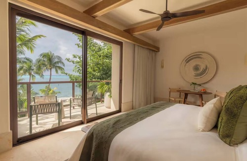 Isla Mujeres Villa | Villa Casa Ceiba