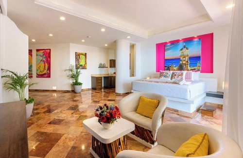 Conchas Chinas Hotel | Villa Divina Luxury Boutique – Adults Only