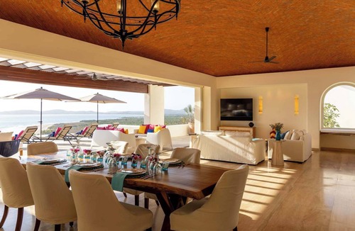 San Mateo Villa | Villa Estate Esperanza