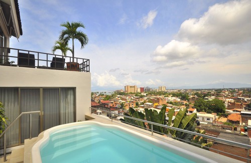 Colonia 5 de Diciembre Villa | Villa Europa - A Modern Private Home - Enjoy Views, Downtown and Beaches