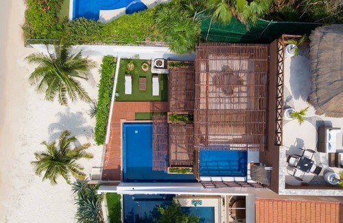 Zona Hotelera Villa | Villa Langosta | 6BR | Luxury Beachfront Stay