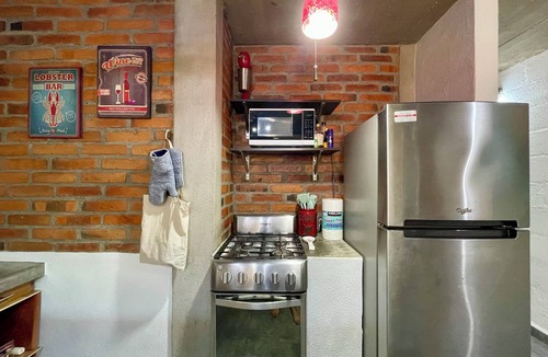 San Francisco Apartment | Villa Palmas, one bedroom, Cozy Apt. only 3 blocks from the beach