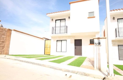 El Sauzal House | Vinedos del mar caspio ensenada pool Wifi 3Br