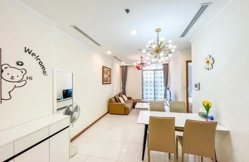 Hang Xanh Apartment | Vinhomes Aparment Landmark 81 View