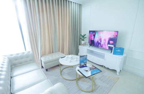 Trung Hoa Nhan Chinh Apartment | Vinhomes D'Capitale - by BAY LUXURY