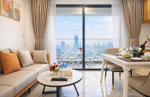 Trung Hoa Nhan Chinh Apartment | Vinhomes D'Capitale - Luna's House