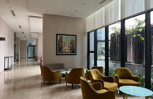 Ngoc Khanh Apartment | Vinhomes Metropolis Luxury Apt 3Br near Lotte