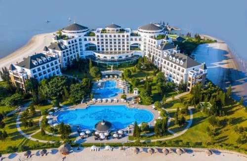 Bai Chay Resort | Vinpearl Resort & Spa Ha Long