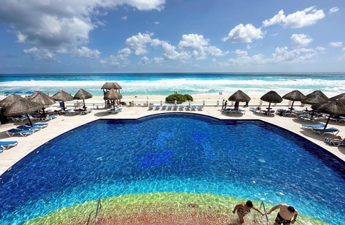Zona Hotelera Apartment | Vista Increíble, Departamento en Esquina Frente al Mar Caribe