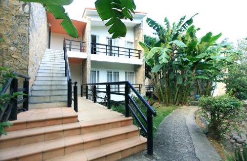 Kim Boi Hotel | VResort Kim Boi - Hoa Binh