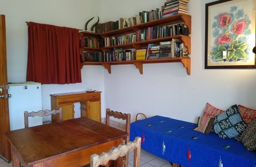 Zihuatanejo Villa | Walk to Playa la Ropa and lots of great restaurants!