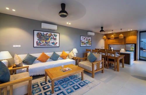 Cua Đai Villa | Walkable Beach/10min to the Old Town/Private Pool