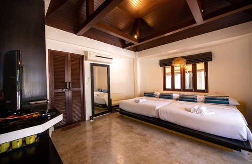 Sattahip Hotel | Warasin Resort