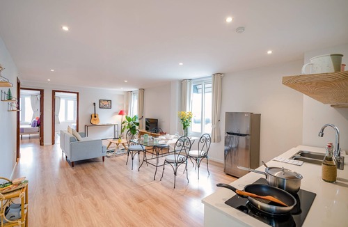 Van Mieu Apartment | Wecozy Hanoi - Railway Side, The Old Quarter