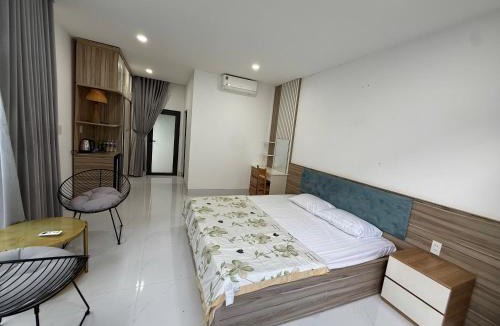 Duong To Apartment | White Palm Bungalow