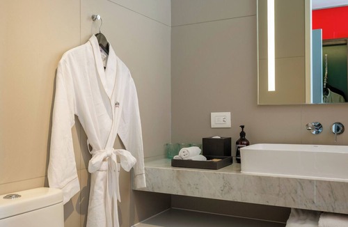 Da Kao Hotel | Wink Saigon Centre, Unscripted by Hyatt - 24 Hours stay
