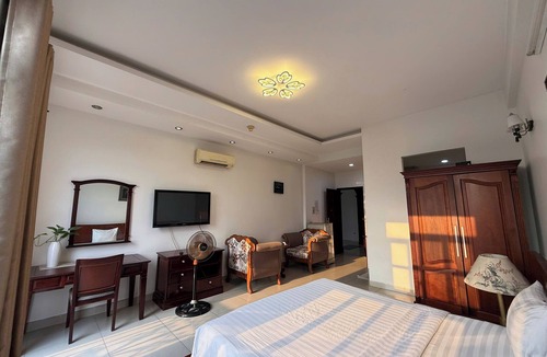 Binh Thanh Hotel | Winston Hotel