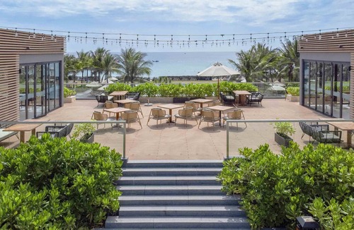 Cam Lam Hotel | Wyndham Garden Cam Ranh Resort