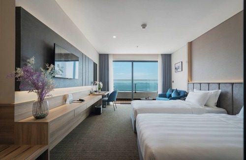 Bai Chay Hotel | Wyndham Garden Legend Halong