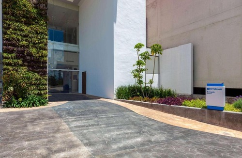 Angelopolis Hotel | Wyndham Puebla Angelopolis