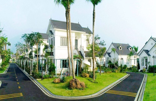 Thanh Thuy Hotel | Wyndham Vuon Vua Thanh Thuy