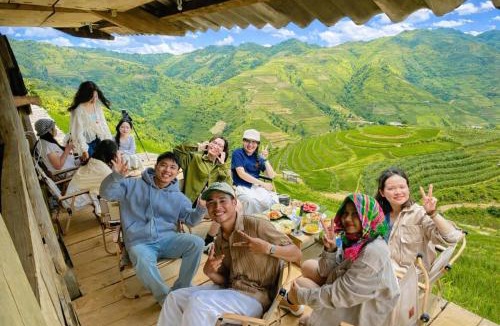Bac Yen Hotel | Xìu Homestay Tà Xùa