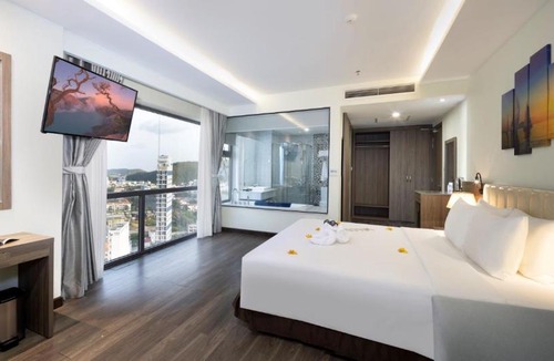 Tran Phu Beach Hotel | Xavia Hotel