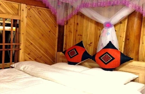 Nam Mau House | Xoi Homestay Ba Be Lake