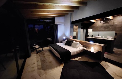 Balcones Bed & Breakfast | XOMUE Suite 1