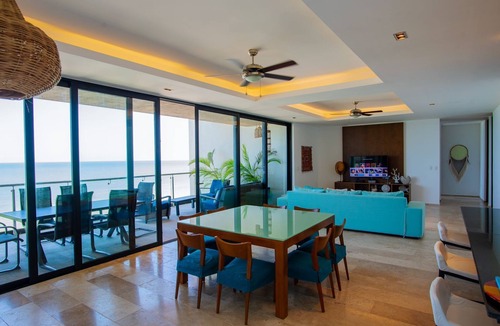 Chicxulub Puerto Apartment | Your home on the beach: beauty, comfort and tranquility!