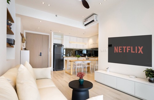 District 9 Apartment | Yumy Homestay Grand Park City