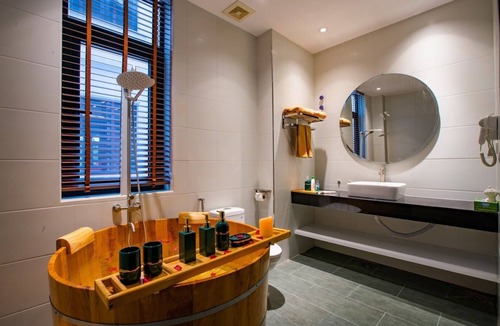 Hai Phong Hotel | Zen Love Station - Adults Only
