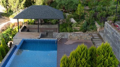 Phuong 10 Hotel | Zenora Hillside Garden
