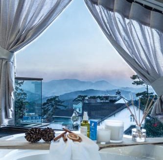 Phuong 10 Hotel | Zenora Hillside Garden
