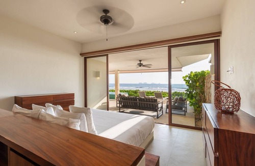 Ixtapa Villa | Zihuatanejo 4BR Oceanfront Villa + Private Pool