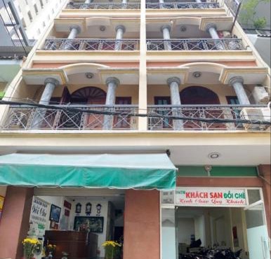 Đồi Chè Hotel - 29/22 Nguyễn Gia Trí, Q. Bình Thạnh - by Bay Luxury