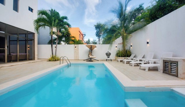 1 Mi to Beach: Luxe Playa Del Carmen Home w/Pool