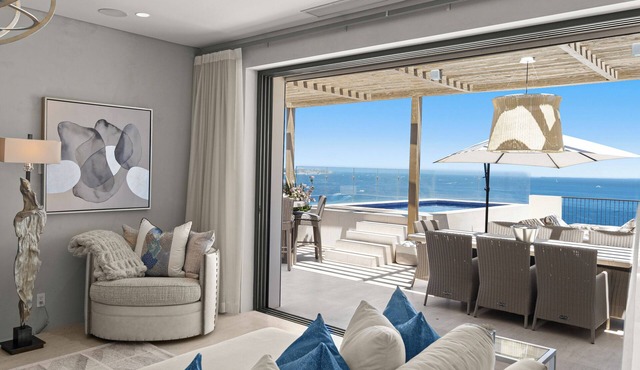 15% OFF-5 bedroom Luxury PH Ocean view in Cabo, Best Location, Gated community