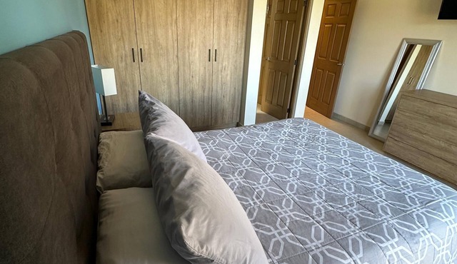 2-bedroom condo in quaint Cabo San Lucas with AC